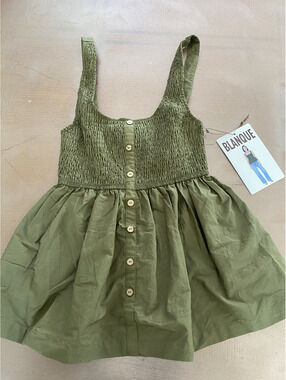 Blanque Olive Green Button-Front Smocked Sleeveless Top